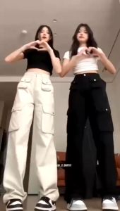 Cargo Denim Pasir Putih Highwaist Loose Celana Jeans Wanita Korea