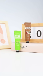 KORMESIC Hand Cream Tangan Kering Penghilang Kulit Keriput BPOM