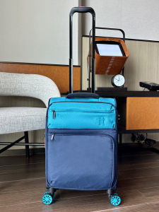 Ultra-Light Waterproof Travel Suitcase with Plane Wheels Luggage for Men And Women Zipper Closure Carry-On Bag Pure Color