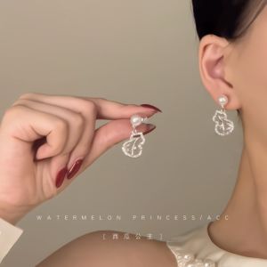 Delicate Pearl Earrings Womens Unique Beautiful Silver Plated Alloy Zircon Gourd Shaped Fashion Jewelry Ear Decorations