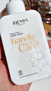 Esmeria Organics Tangy Citrus Handle with Care Hand Wash 200ml
