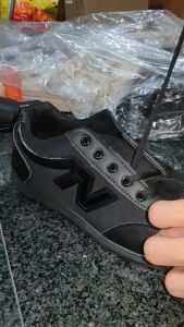 KiKi Shoes - รองเท้าผ้าใบ สีดำล้วน ผ้าใบผู้หญิง สวย สบาย สุขสวยงาม ในทุกสถานการณ์ ที่นิยม สวยที่สุด สำหรับการเที่ยวหรืองาน คุณชอบสวยที่สุด