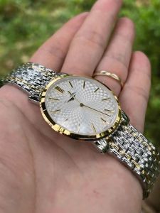 Đồng Hồ Nam Size 38mm  máy pin Nhật kính sapphire chống xước dây thép không rỉ