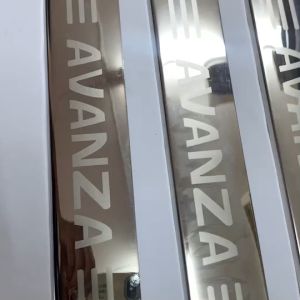 ชายบันได สแตนเลส TOYOTA AVANZAปี2012-2014