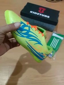 KIDZTUBS Sepatu Futsal Anak Laki-Laki Size 28 29 30 31 32 33 34 35 36 37  KDZ0945111324