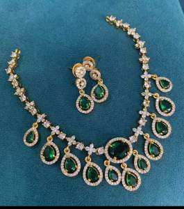 Matte gold finish necklace set with matching earrings