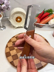 kokepope Multi-function Peeler Shredder 3 in 1 Wooden Handle Blade Peeler Opener Kitchen Tool