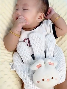 【Pocainoe】มือตบกล่อมเด็กนอน ช่วยเด็กในการนอนหลับ ของเล่นเด็ก มีแบตในตัว บรรเทาอาการท้องอืด ฟรีสายชาจ USB มือตบตูดเด็กอัตโนมัติ ปกป้องเหมือนแม่