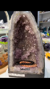 Johor stock 💜✨100%天然 天然紫钛晶洞 ✨💜Natural Amethyst Rutile Geode mini rutilated