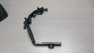Camera L-Bracket Mount Video Grip L-Bracket Handle Dual Flash Cold Shoe Mount L-Bracket Hand Grip
