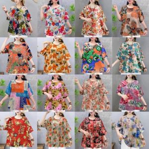 C1 เสื้อแขนสั้นผู้หญิง พิมลายดอก เสื้อใส่สงกรานต์ ผ้าฝ้าย Oversize (รอบอก 50 นิ้ว) ผ้าบาง ไม่ยืด ใส่สบาย เหมาะกับอากาศร้อน สินค้าพร้อมส่งในไทย