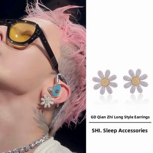 Simple Elegant S925 Silver Sunflower Ear Studs Glittering with Zircon Daisies Concert GD Park Hyun Jo Fashion Jewelry
