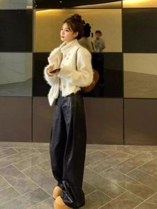 Korean Style Womens Cotton Jacket 2025 New Popular Winter Thickened Short Coat Stylish Top Quality Fashionable Outerwear