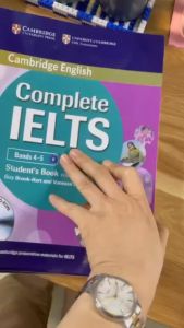 Sách Complete IELTS Bands 5–6.5 Students Book with Answers Tặng kèm file nghe