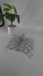 ไม้แขวนเสื้อ ไม้แขวนผ้า ไม้หนีบ ไม้แขวนกางเกงกระโปรง ไม้หนีบเกลียวเงินกิฟพลาสติก ขนาด12x5นิ้ว 1โหล/12ชิ้น