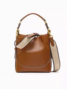 2024 New Brown Folded Bucket Bag Womens Handbag with Wide Shoulder Strap Versatile Crossbody Bag Quality Texture Magnetic Buckle