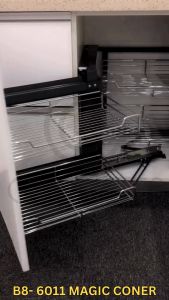 MAGIC CORNER BASKET (6011)