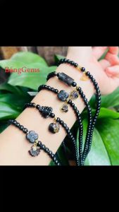 vòng tay nữ dáng chuỗi đá thạch anh tóc đen tự nhiên vip mix hồ ly chúa tóc đen vip và charm túi tiền thạch anh tóc đen tự nhiên vip bọc vàng tây vòng tay đá phong thủy hợp mệnh thủy mệnh mộc trang sức thiết kế đủ hóa đơn thẻ bảo hành