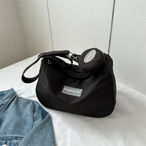 ผู้หญิง กระเป๋าสะพายข้างไนลอน 2023 ใหม่พร็อพความจุขนาดใหญ่กระเป๋าผ้าแคนวาสฟิตเนสกีฬาไหล่เดี่ยวเอียงกระเป๋า