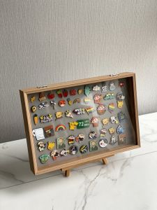 Large Size Wood Grain Original Wood Color Emblem Storage Box with Removable Sponge Memorial Car Badge Pin Organizer Display Rack