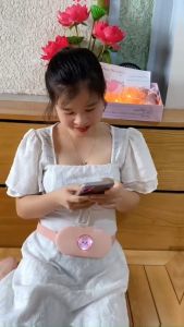 (QUÀ TẶNG BẠN GÁI) Máy massage chườm ấm bụng kinh 6 chế độ nhiệt 6 chế độ massage Đai massage chườm nóng mát xa giảm đau bụng đau lưng Đai đeo mát xa chườm ấm làm quà tặng người thương cực kì tâm lý và ý nghĩa
