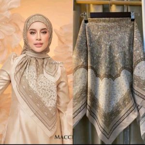 Davina Pattern Scraf Hijab Monogram Malay Series Termurah / Segiempat Motif Deara Hijab Voal Motif Premium