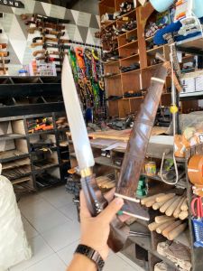 pisau tarisi bentuk udangbahan kayu sonokeling