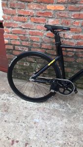 Xe đạp fixed gear Ardently màu đen sang trọng cao cấp chính hãng mới 100%