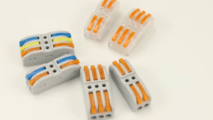 ข้อต่อสายไฟ เต๋าต่อสายไฟ ขั้วต่อสายไฟ สำหรับเชือมสายไฟหลายเส้น ปลอดภัยในการใช้งาน แข็งแรง ทนทาน ไม่หลุดง่าย ทนทาน สะดวกต่อการซ่อมบำรุงในภายหลัง