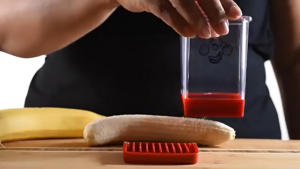 Portable Fruit Slicer Cup With Push Plate Manual Banana Strawberry Slicing Tool Kitchen Accessories