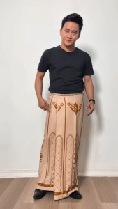 SARUNG BATIK PRIA DEWASA TERBARU / SARUNG SANTRI MUSLIM / SARUNG PALAIKAT / SARUNG BATIK PEKALONGAN / SARUNG BATIK MOTIF WADIMOR SARANG TAWON TUMPAL HITAM POLOS BALIMUN PINTU ACEH