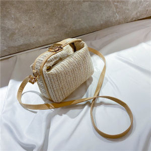 Versatile Small Square Bag Ins Grass Woven Casual Womens Handbag Shoulder Crossbody Bag Summer New Arrival Soft Polyester Lining