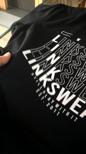 Linkswear T-Shirt Original Kaos Distro Cotton Combed 24s Premium Limited Edition Baju Oversize Pria Wanita Keren-Hitam LNK004