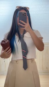 4924 Jihye Tie Knit Crop Top