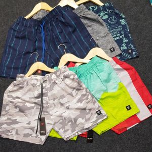 3pcs Seratus Celana Boxer Pria Wanita Distro / Motif Random
