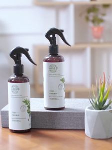 สเปร์ยสมุนไพรกำจัดไรฝุ่น สารสกัดจากพริกเขียว สเปร์ยกำจัดกลิ่นอับ สเปรย์กำจัดไรฝุ่น ส่วนผสมจากธรรมชาติ กำจัดฆ่าไรฝุ่น กันไรฝุ่น 300ml