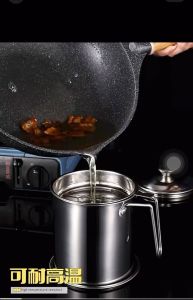 หม้อกรองน้ํามันสแตนเลส หม้อกรองน้ำมันพืช ที่กรองน้ํามัน 1.3Lหม้อเก็บน้ำมัน แบบหนา 304แท้ ทนต่อความร้อ สะอาดและถูกสุขลักษณะ