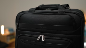 Targus TBR044LP 16” Transit 4-Wheel Rolling Laptop Case