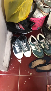 Shoe Cleaner 1 Liter Forty One  Kleen-R Harume Pembersih Sepatu Tas Jok Sofa Kain Karet Kulit Sintetis dll