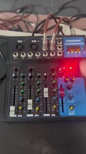 Audio Mixer 4 Bluetooth Compatible Professional Sampling Rate 24BIT/96KHZ 3-Band Equalization With REC Recording Output mini mixer sound system For karaoke  DJ Console Studio Recording