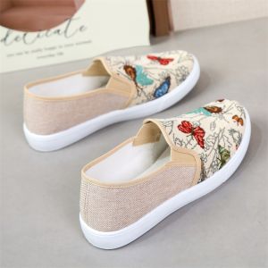 Beijing Ladies Canvas Shoes Easy to Wear Soft Bottom Driving Casual Sneakers Floral Embroidery Mid-Aged And Young Women