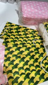 หน้ากาก ผ้าลายการ์ตูนอนิเมะสุดคิ้วท์ 1 กล่อง 50 ชิ้นนุ่มใส่สบาย KZ