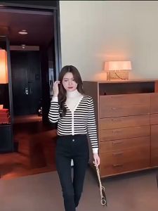 Baju Rajut Tangan Panjang: Desain & Bahan Tahan Lama