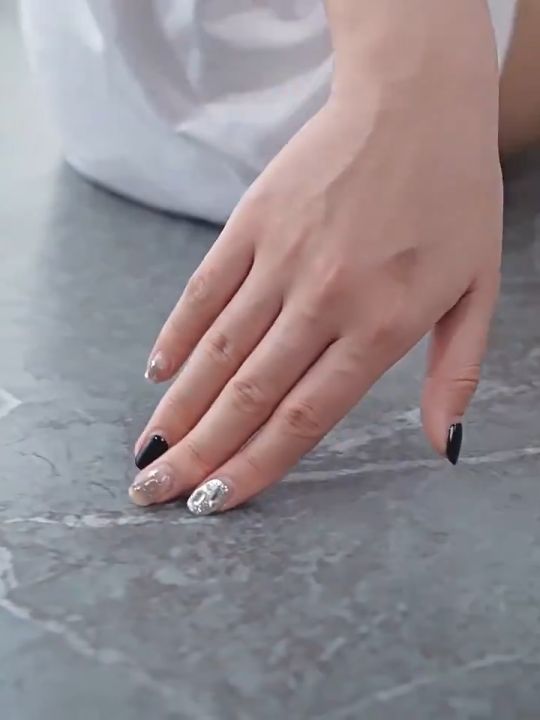 ปูครั้งเดียวใช้ได้99ปี แผ่นปูพื้น PVC หนา2.5mm แผ่นกระเบื้องยาง ปูพื้น ...