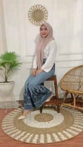 Sarung Remaja Pria Wanita Motif Batik Kain Rayon Premium Lembut Adem Nyaman Di Kulit