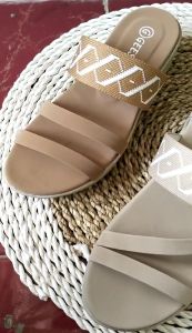 Sandal Anak Perempuan Lebaran 2024: Model Korea & Usia 5-10 Tahun