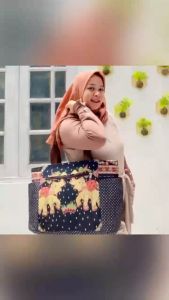 Free Ongkir PROMO Totebag karakter gajah tailand tenun Tas Kuliah Kanvas Ada Resleting crem
