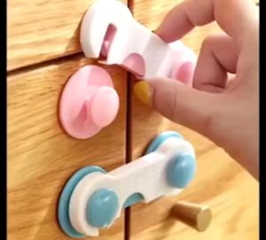 Pengaman Laci Lemari Safe Lock Pengait Pintu Penahan Kulkas Pengunci Furniture Pelindung Bayi Baby Safety Lock