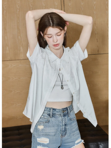 KUHNMARVIN | Áo Blouse Tay Ngắn Đơn Giản Elegance Cho Mùa Thu