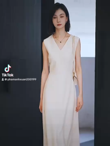 Đầm Liền Thân Dáng A Thanh Lịch Kèm Áo Khoác Blazer Lửng Tông Kem Beige Nhẹ Nhàng